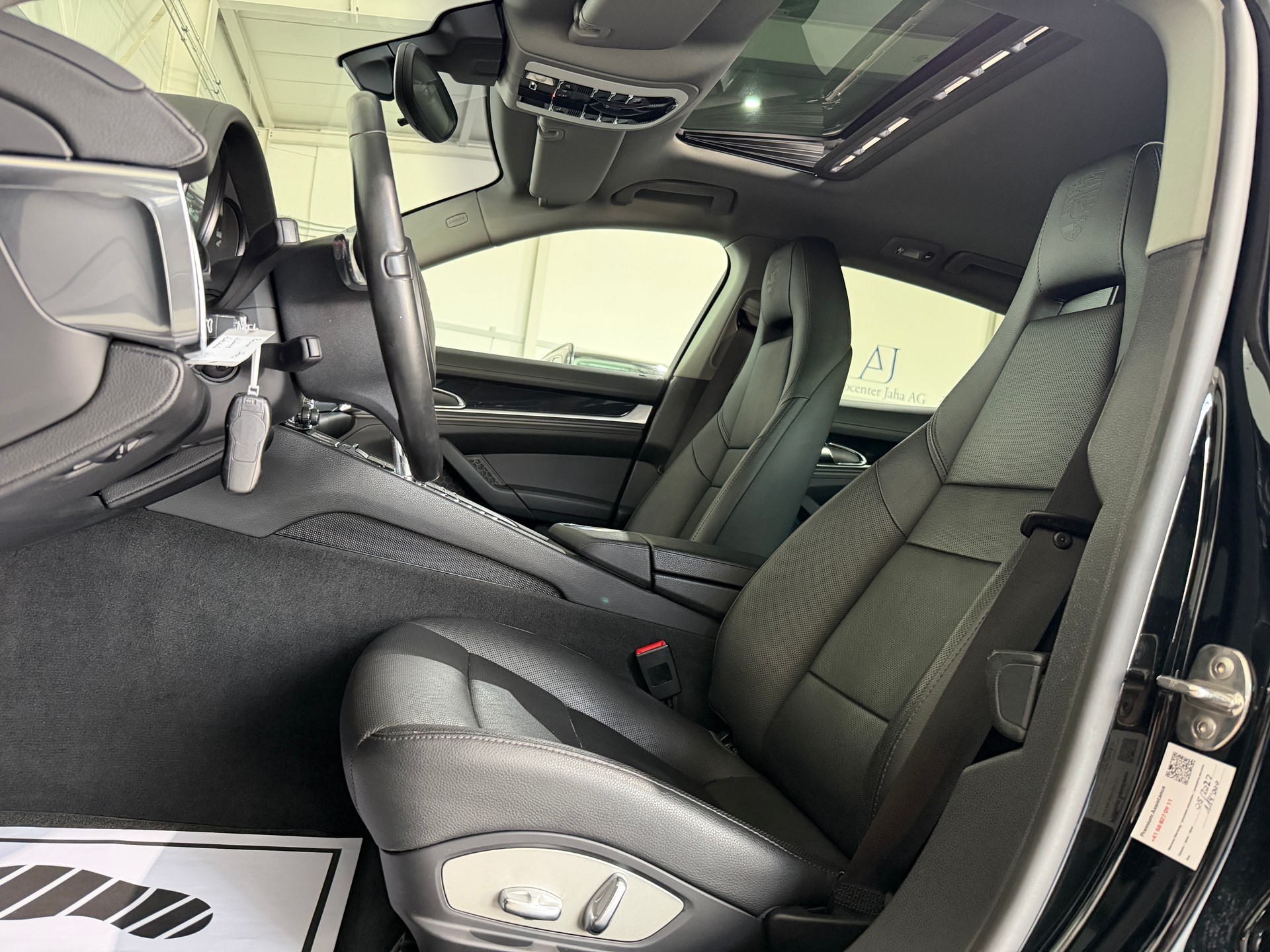 PORSCHE Panamera 3.0 Diesel Tiptronic-image-16