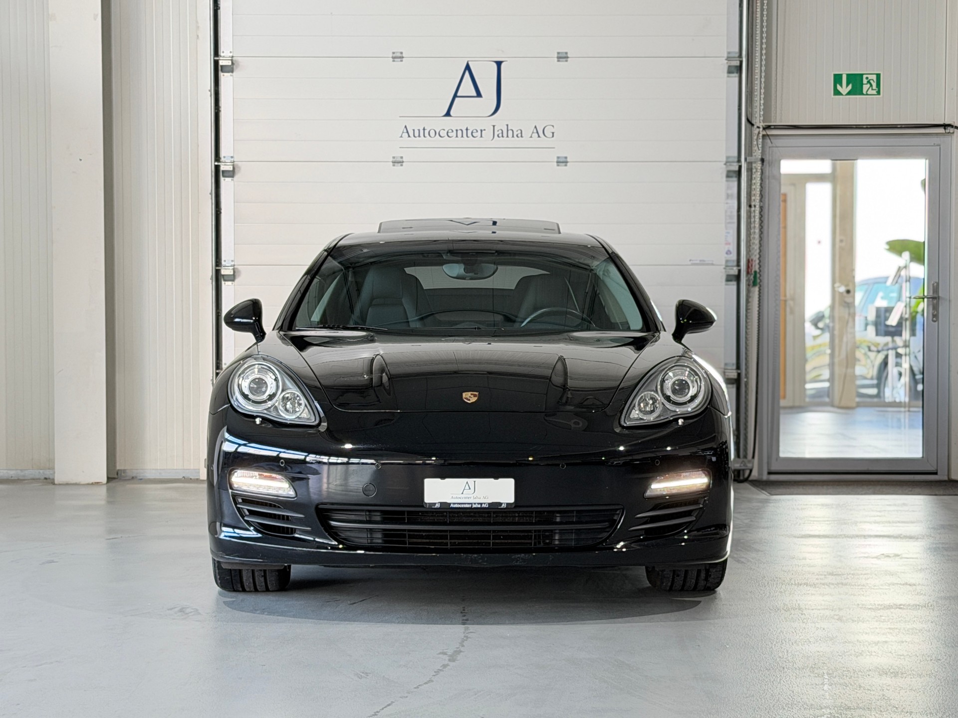 PORSCHE Panamera 3.0 Diesel Tiptronic-image-3