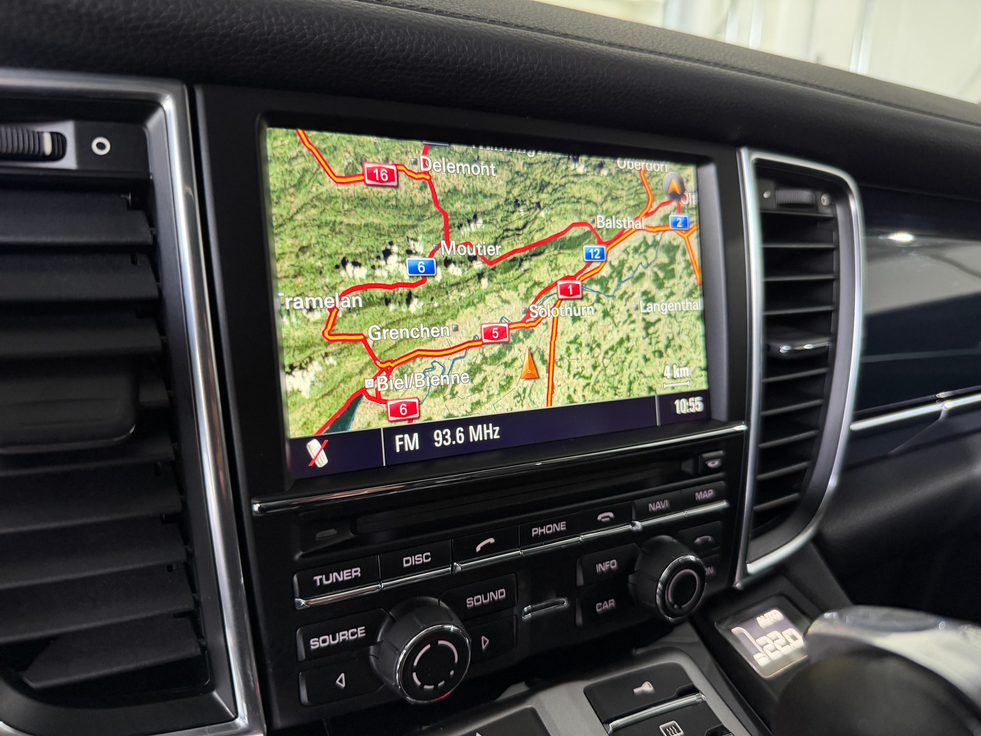 PORSCHE Panamera 3.0 Diesel Tiptronic-image-8