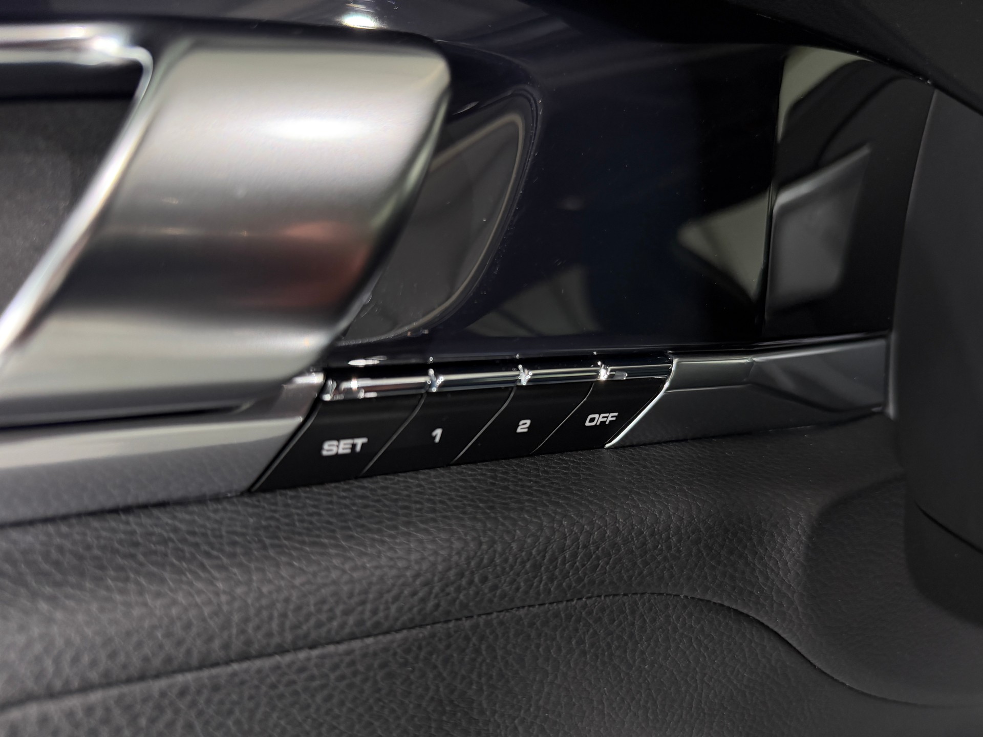 PORSCHE Panamera 3.0 Diesel Tiptronic-image-14