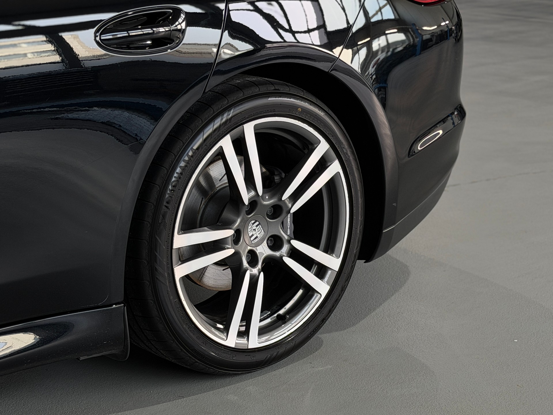 PORSCHE Panamera 3.0 Diesel Tiptronic-image-17