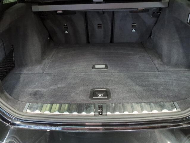 BMW 3er Reihe G20 320d xDrive SAG-image-12