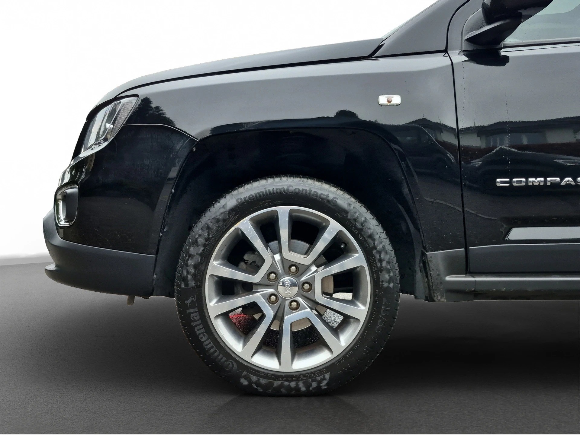 JEEP Compass 2.4 Limited Automatic-showroom-element-3