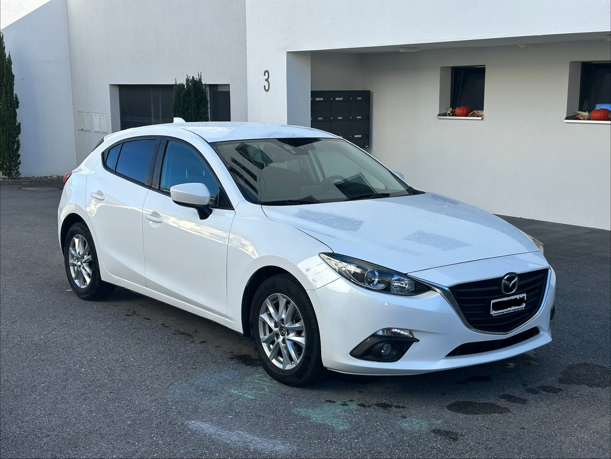 Car photo