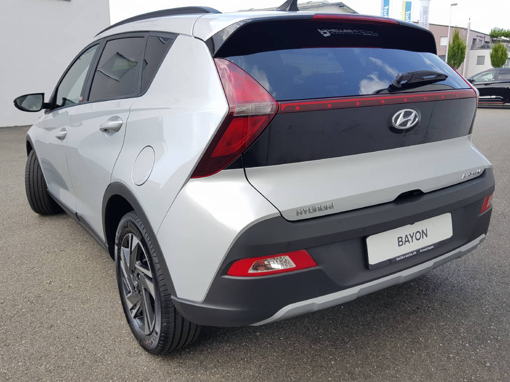 HYUNDAI Bayon 1.0 T-GDi Amplia-image-2