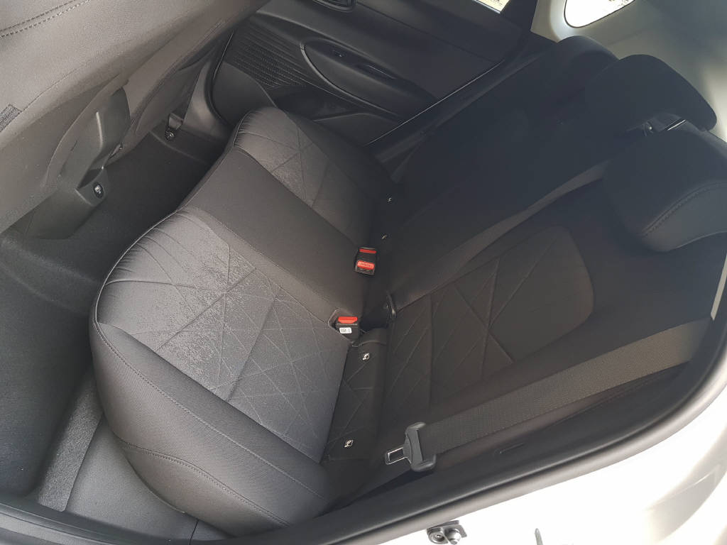 HYUNDAI Bayon 1.0 T-GDi Amplia-image-12