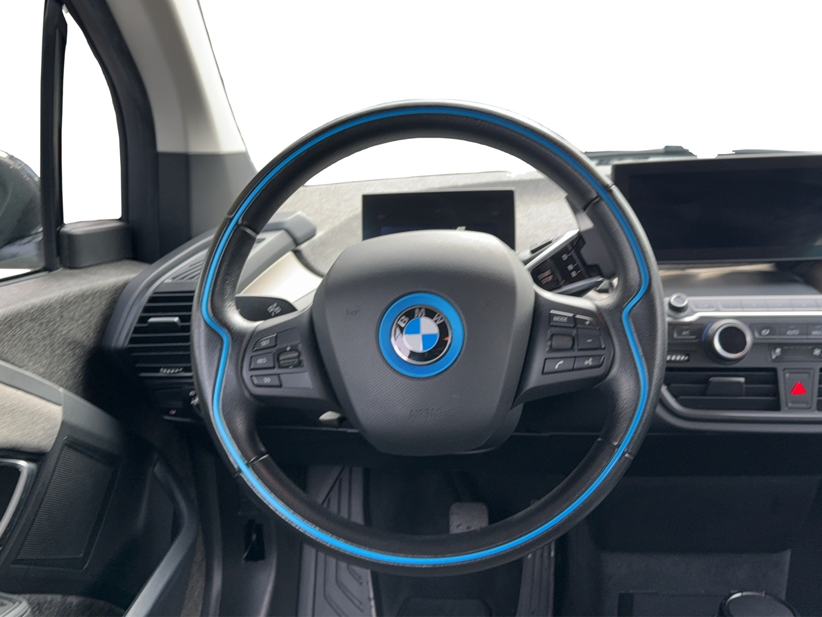 BMW i3 (94Ah)-image-9