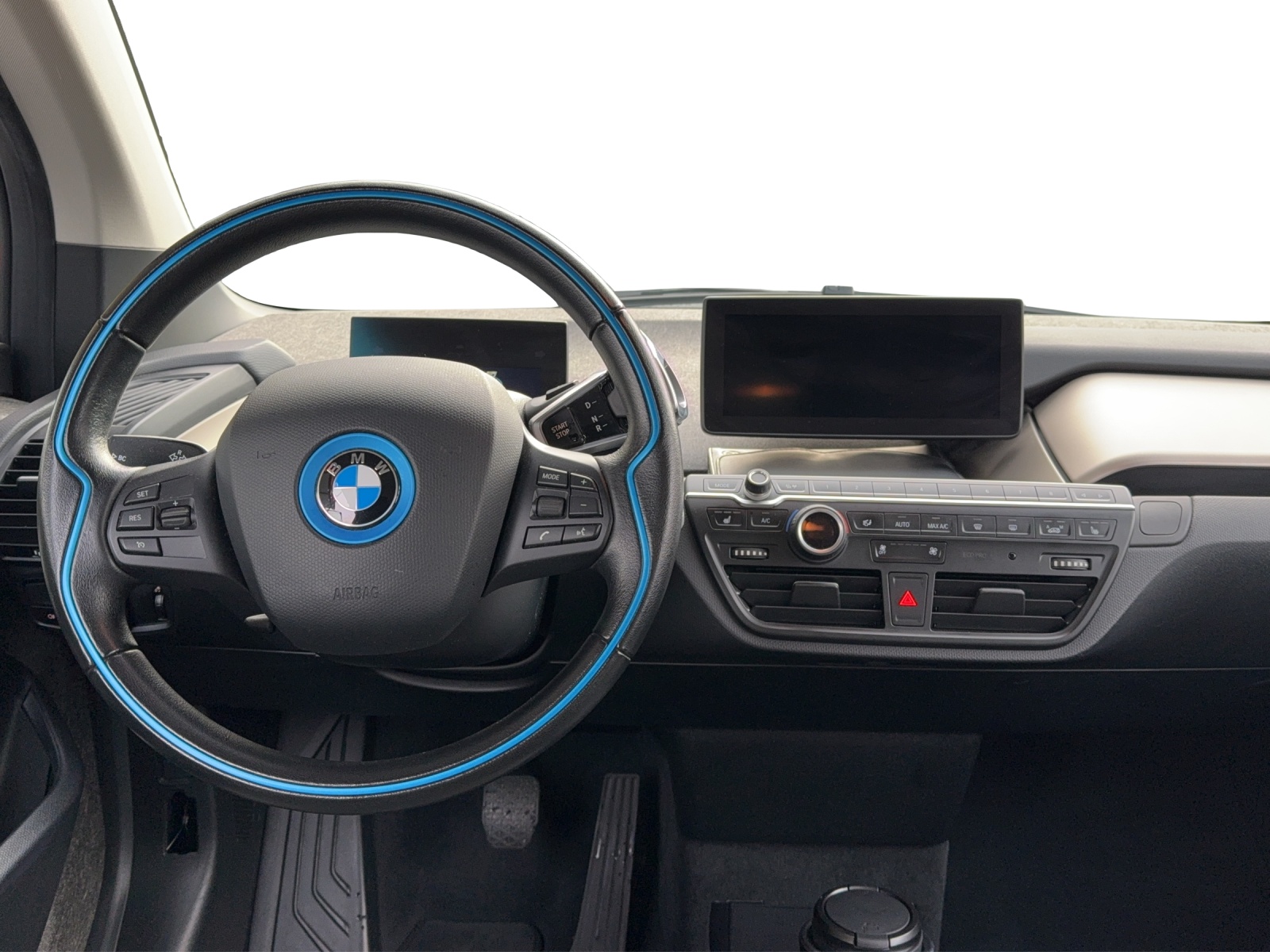 BMW i3 (94Ah)-image-10