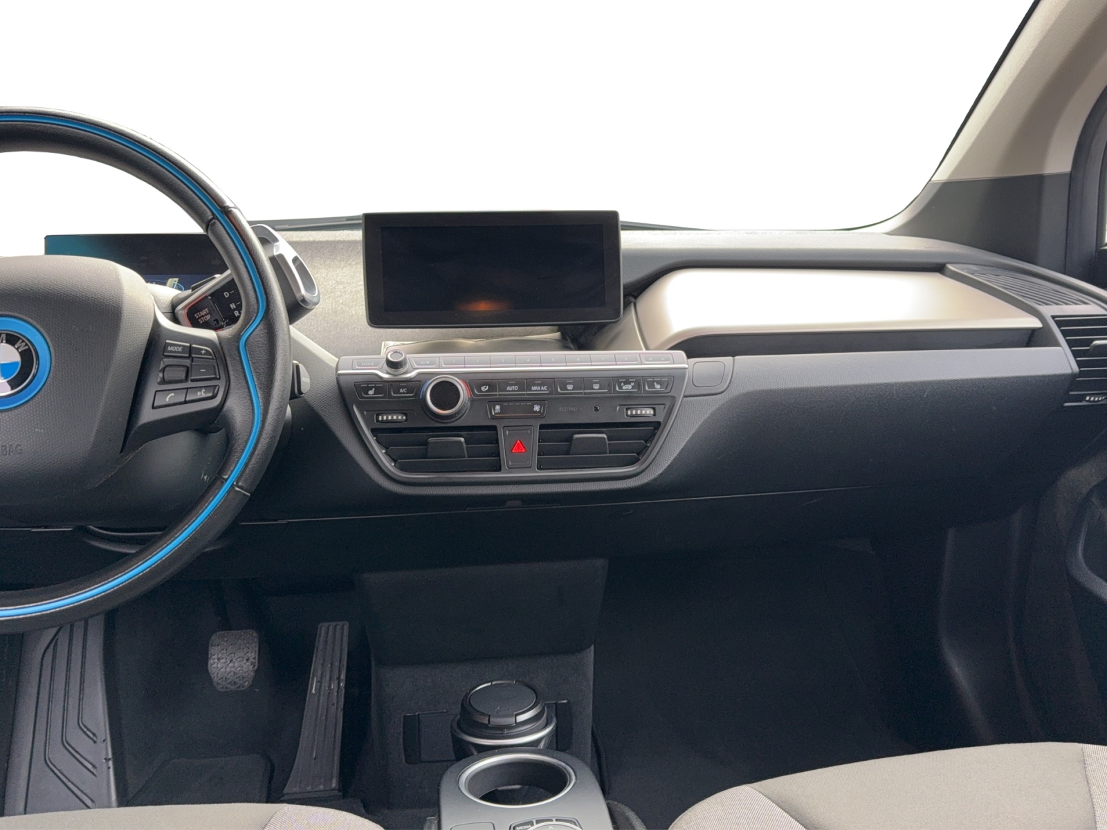 BMW i3 (94Ah)-image-11