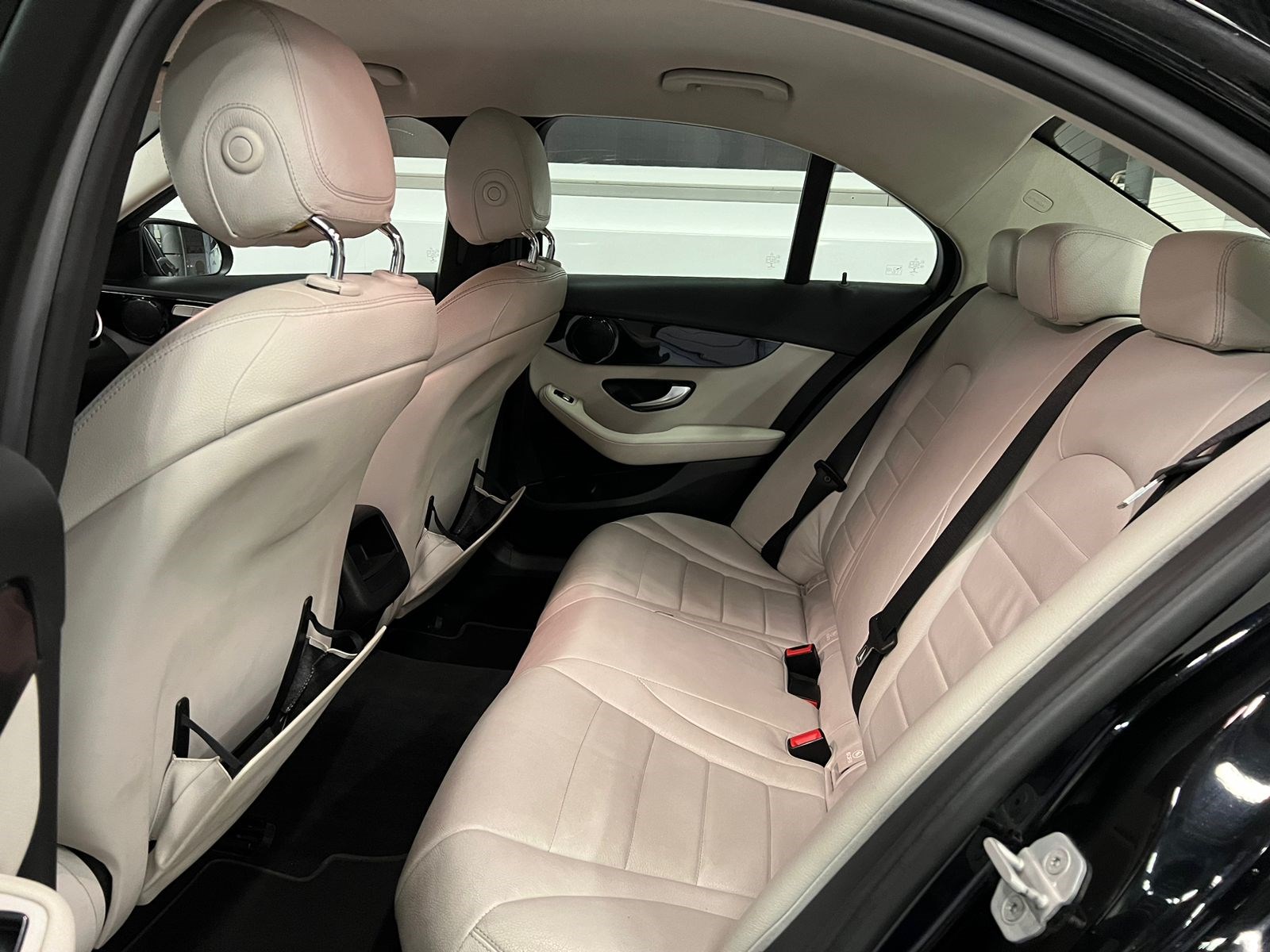 MERCEDES-BENZ C 250 7G-Tronic-image-12