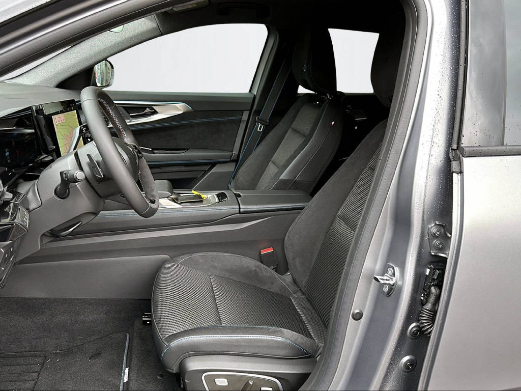 RENAULT Austral 1.2 E-Tech iconic Esprit Alpine-image-9