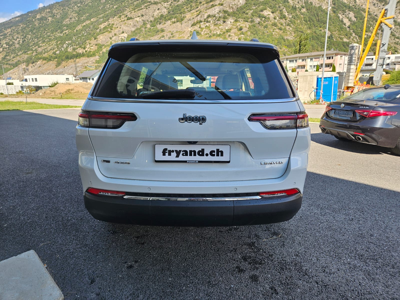 JEEP Grand Cherokee Limited L-image-4
