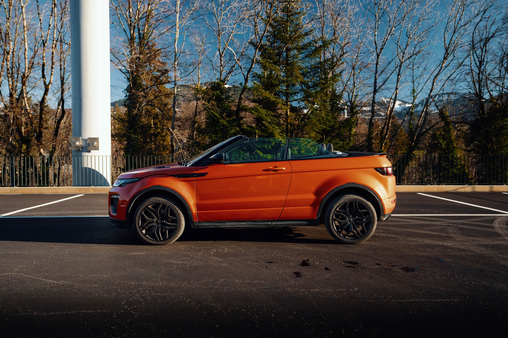 LAND ROVER Range Rover Evoque Convert. 2.0 TD4 SE Dynamic AT9-image-1
