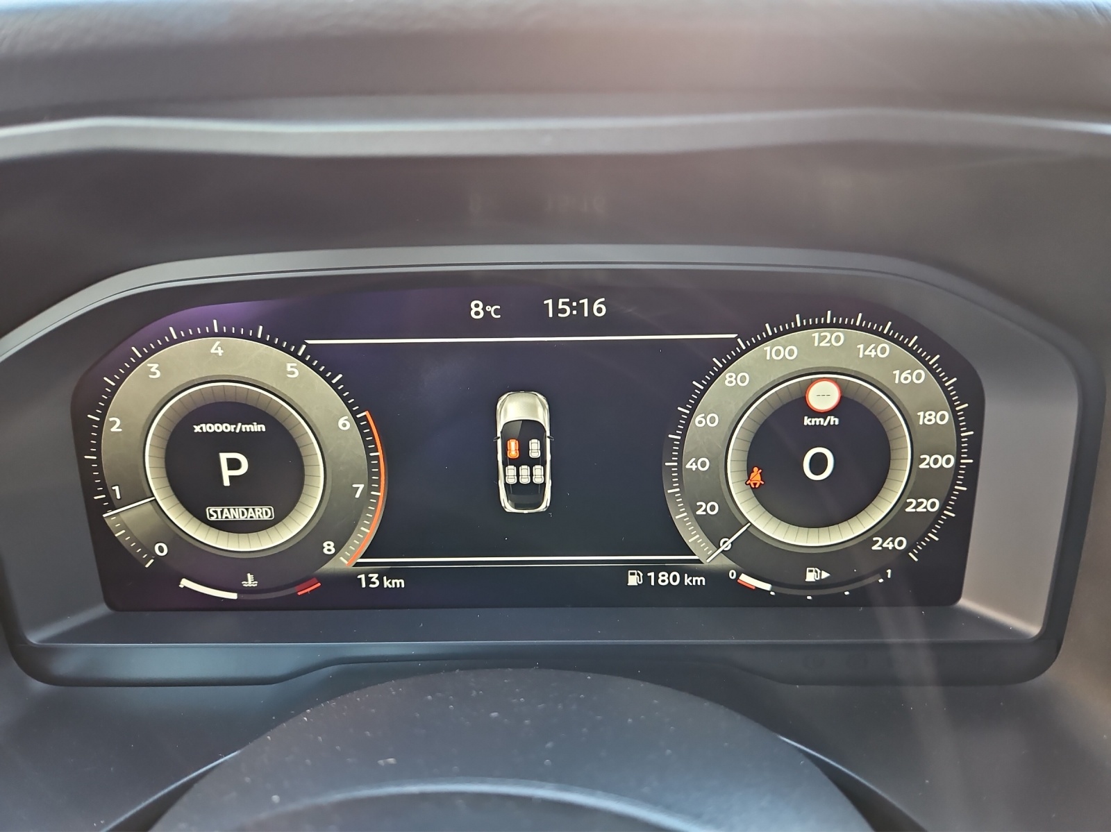 NISSAN Qashqai 1.3 DIG-T 158 Tekna 4x4-image-11