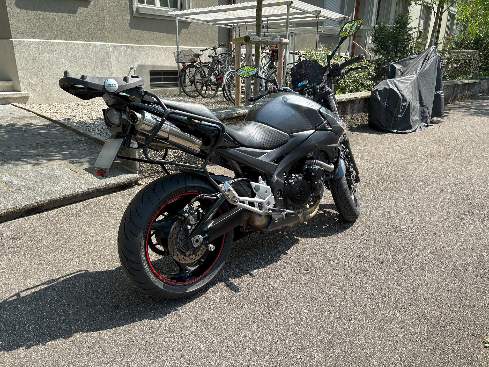 SUZUKI GSR 600 ABS L0-image-3
