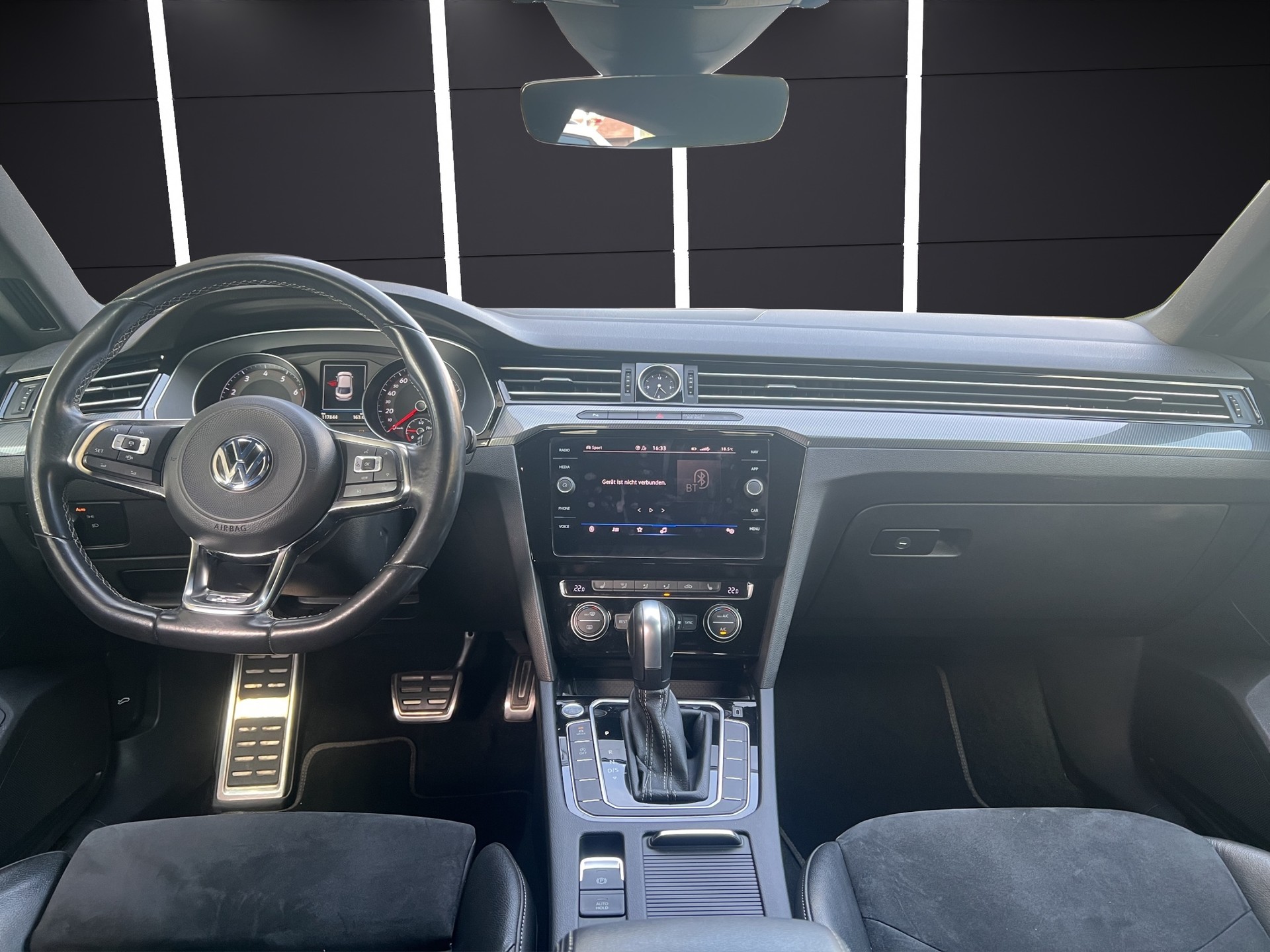 VW Arteon R-Line-image-10