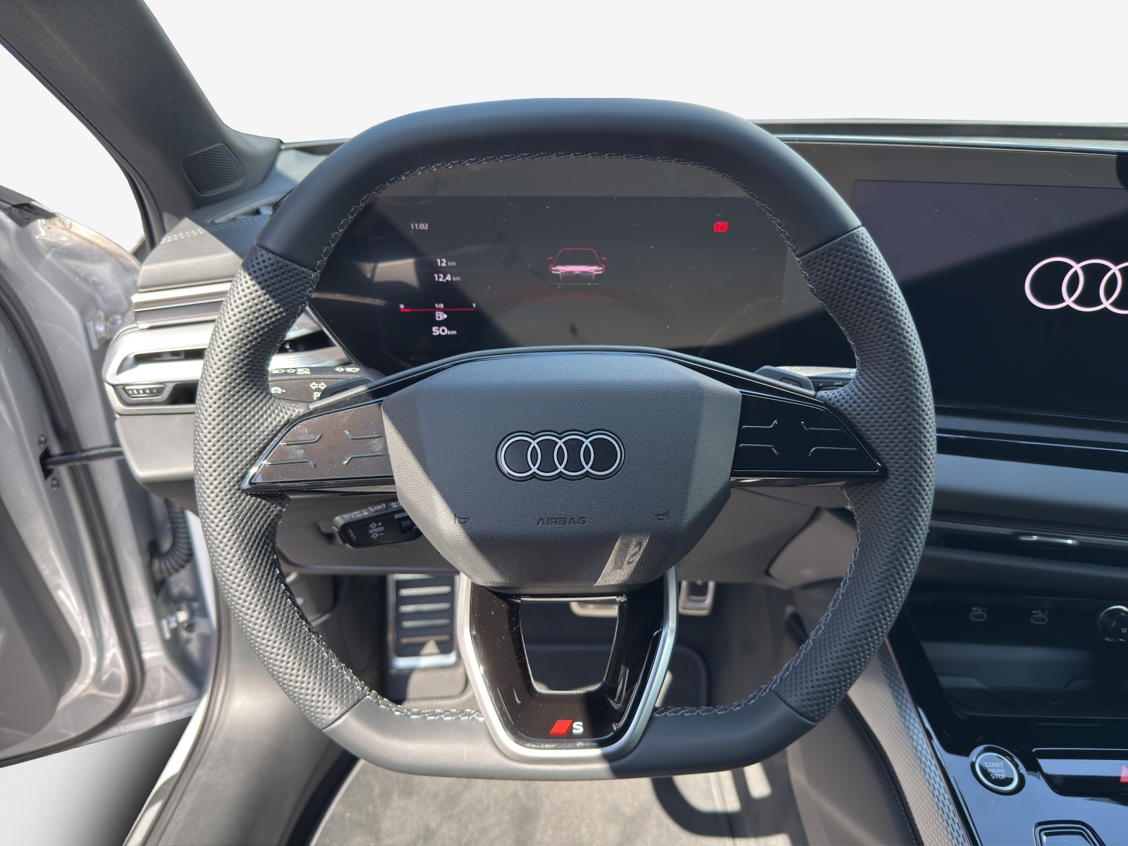 AUDI A6 Avant TDI quattro 150 kW S tronic-image-9