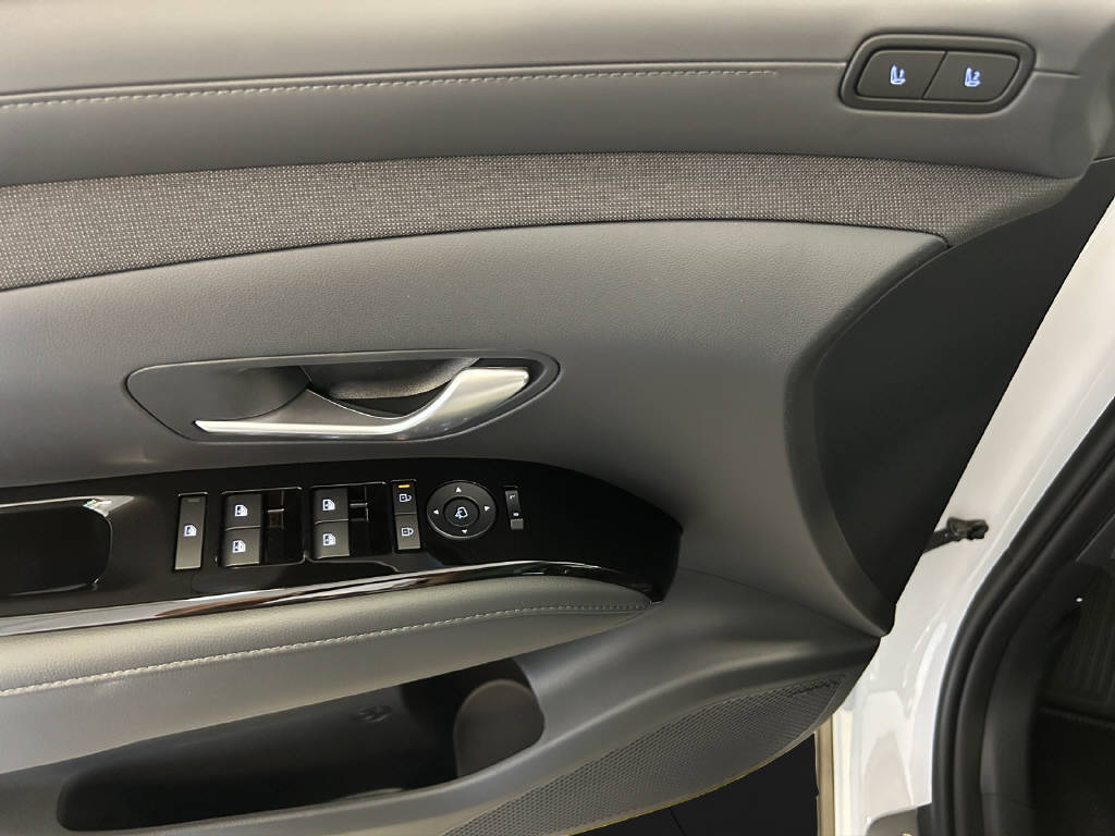 HYUNDAI Tucson 1.6 T-GDi HEV Vertex Swiss Edition 4WD-image-2