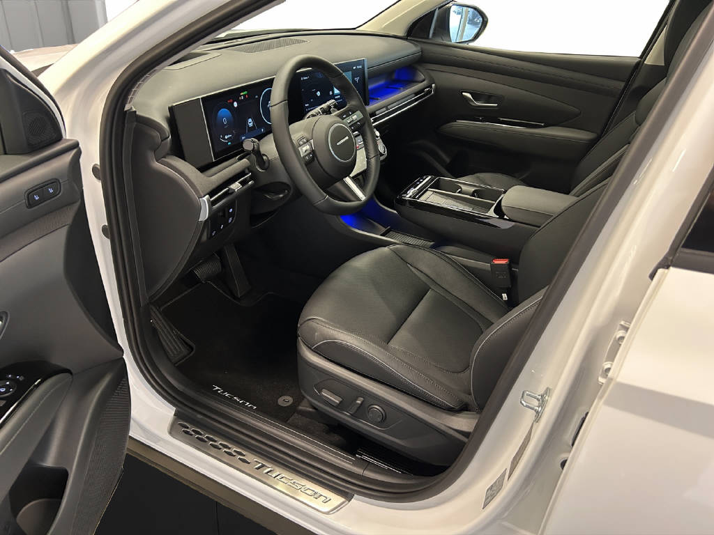 HYUNDAI Tucson 1.6 T-GDi HEV Vertex Swiss Edition 4WD-image-3