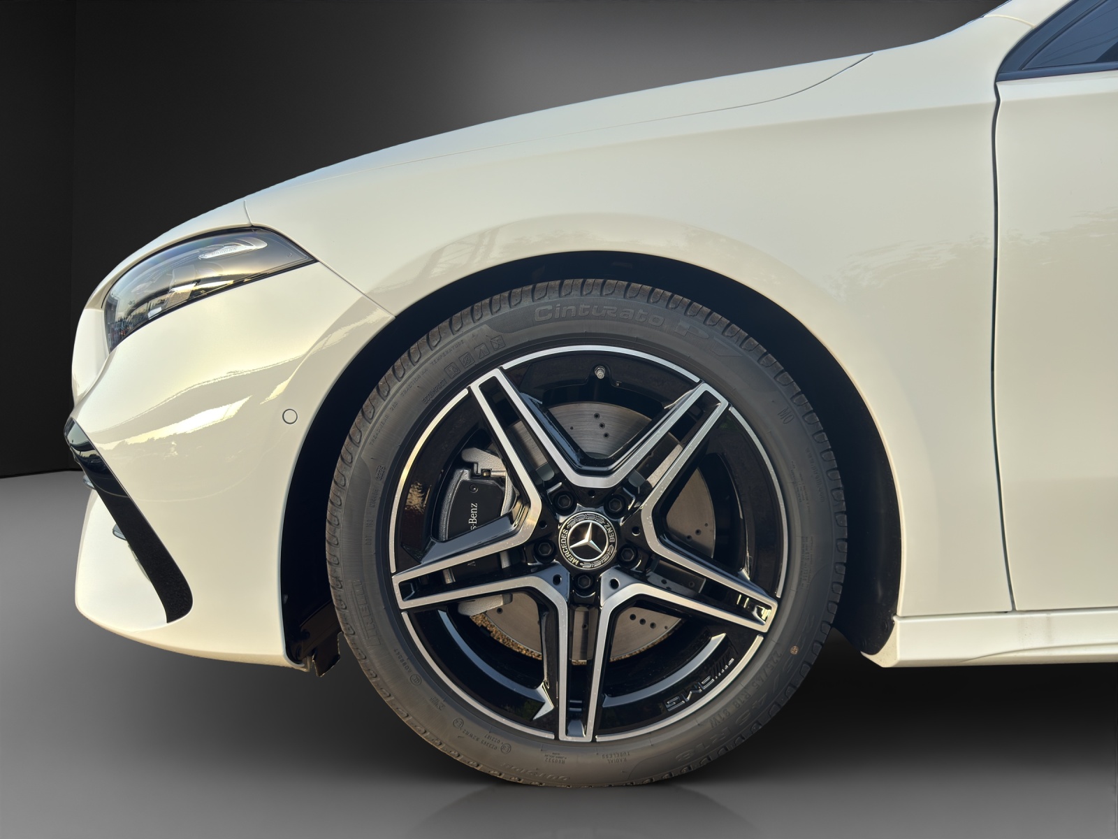 MERCEDES-BENZ A 250 4Matic 8G-DCT AMG Line-image-7