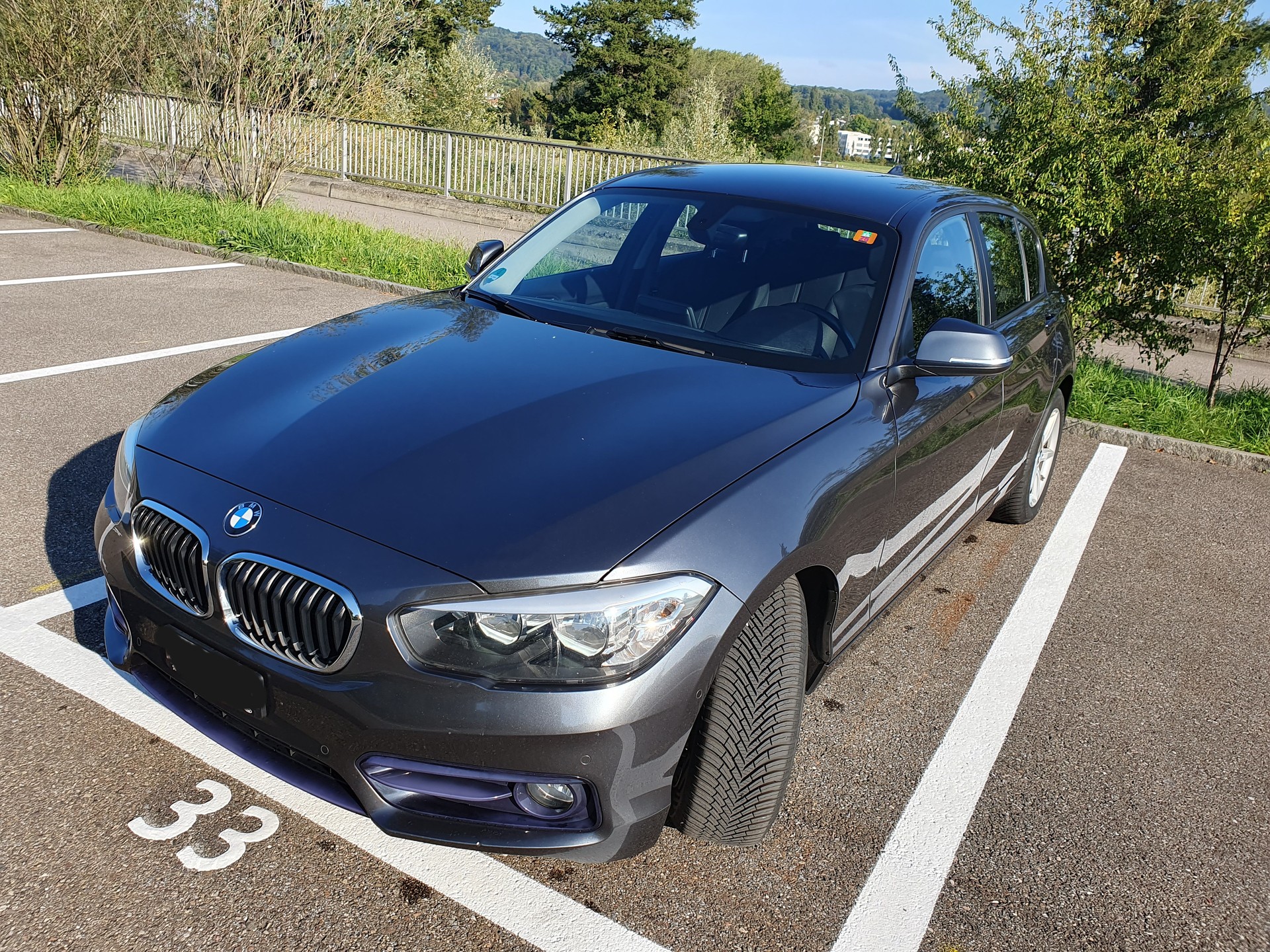 BMW 118i Sport Line Steptronic-image-1