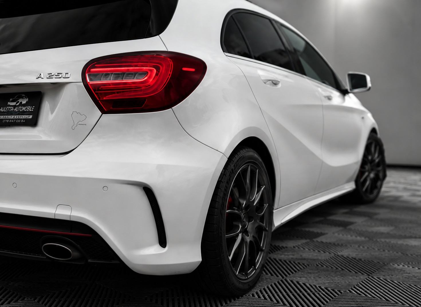 MERCEDES-BENZ A 250 Sport 7G-DCT-image-6