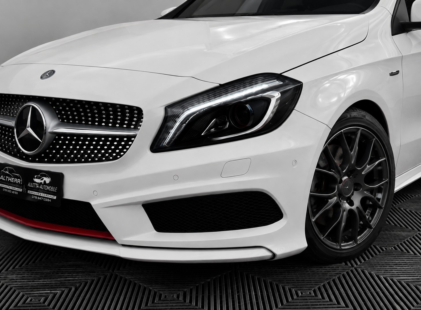 MERCEDES-BENZ A 250 Sport 7G-DCT-image-3