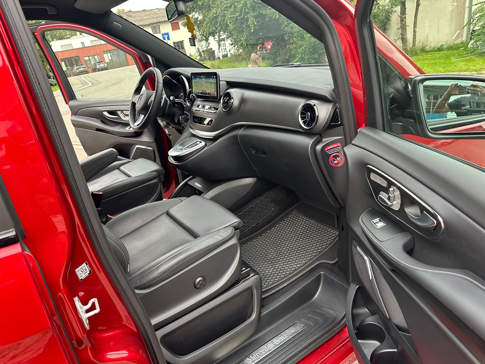 MERCEDES-BENZ V 300 d lang Avantgarde 4Matic 9G-Tronic-image-12