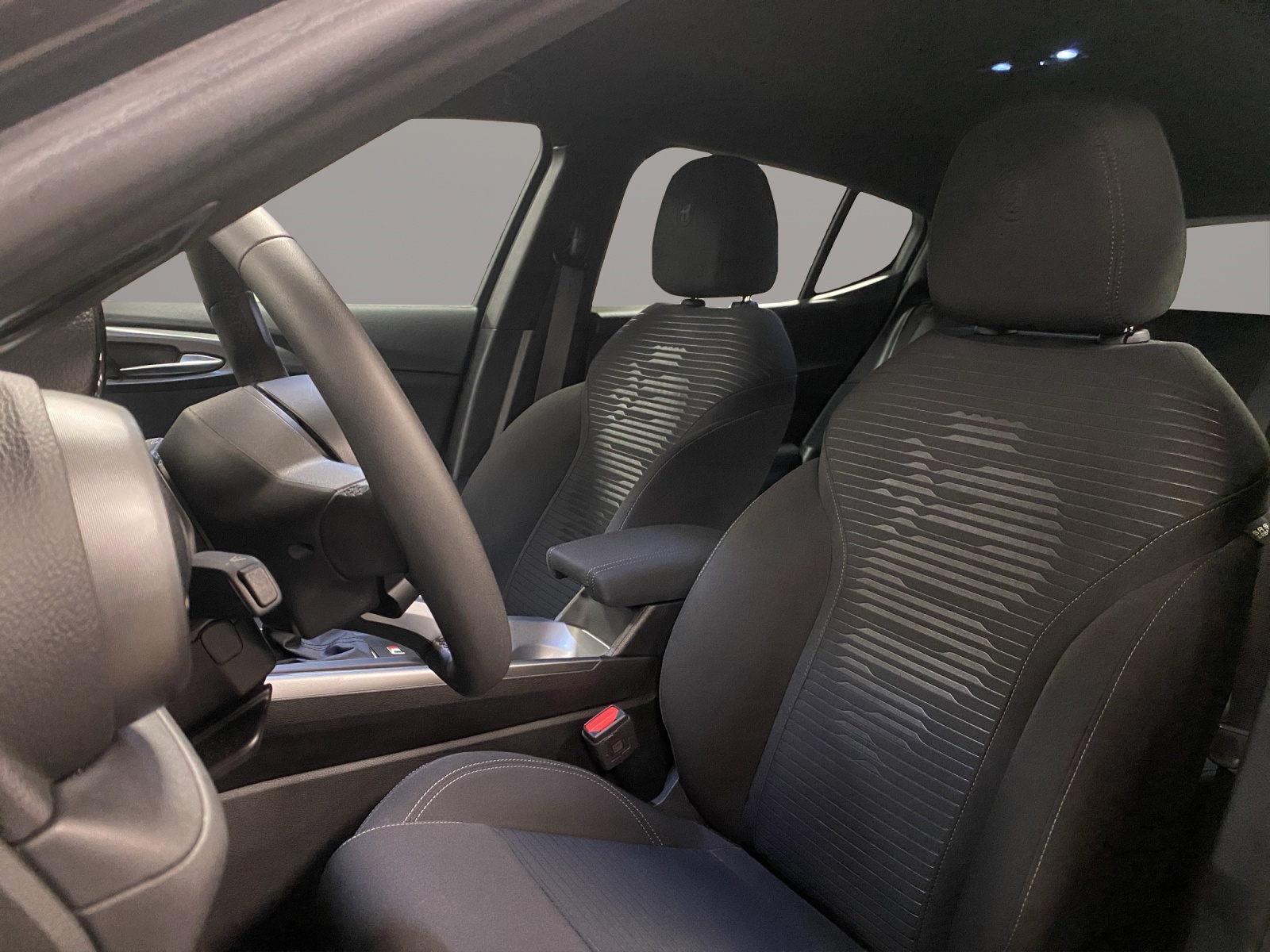 ALFA ROMEO TONALE 1.5 Hybrid 130+20 S-image-8