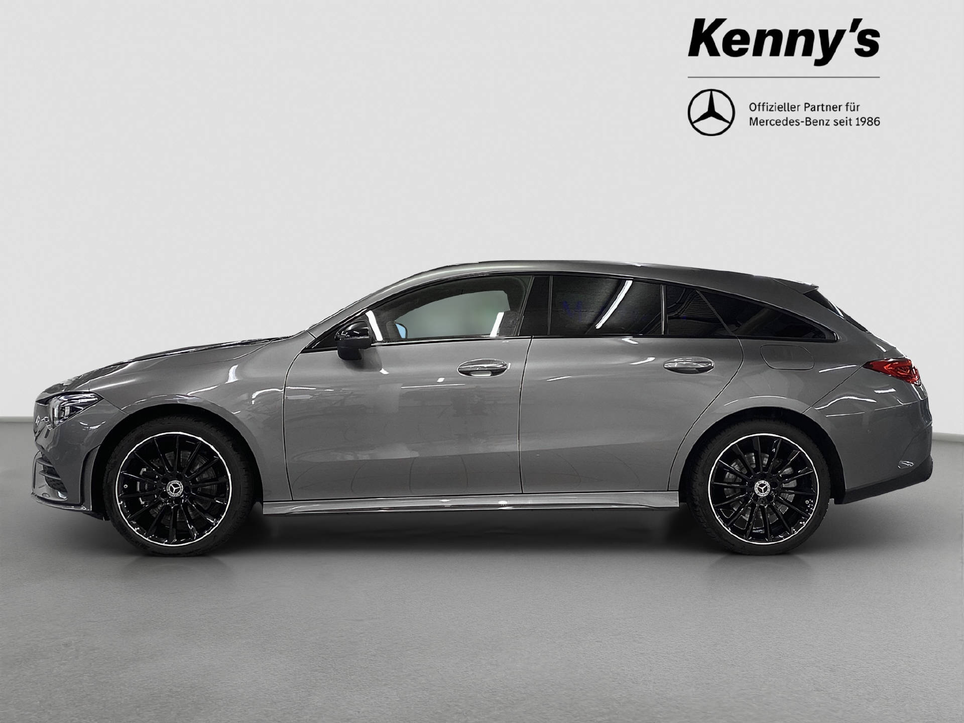 MERCEDES-BENZ CLA 250 e AMG Line Shooting Brake-image-2