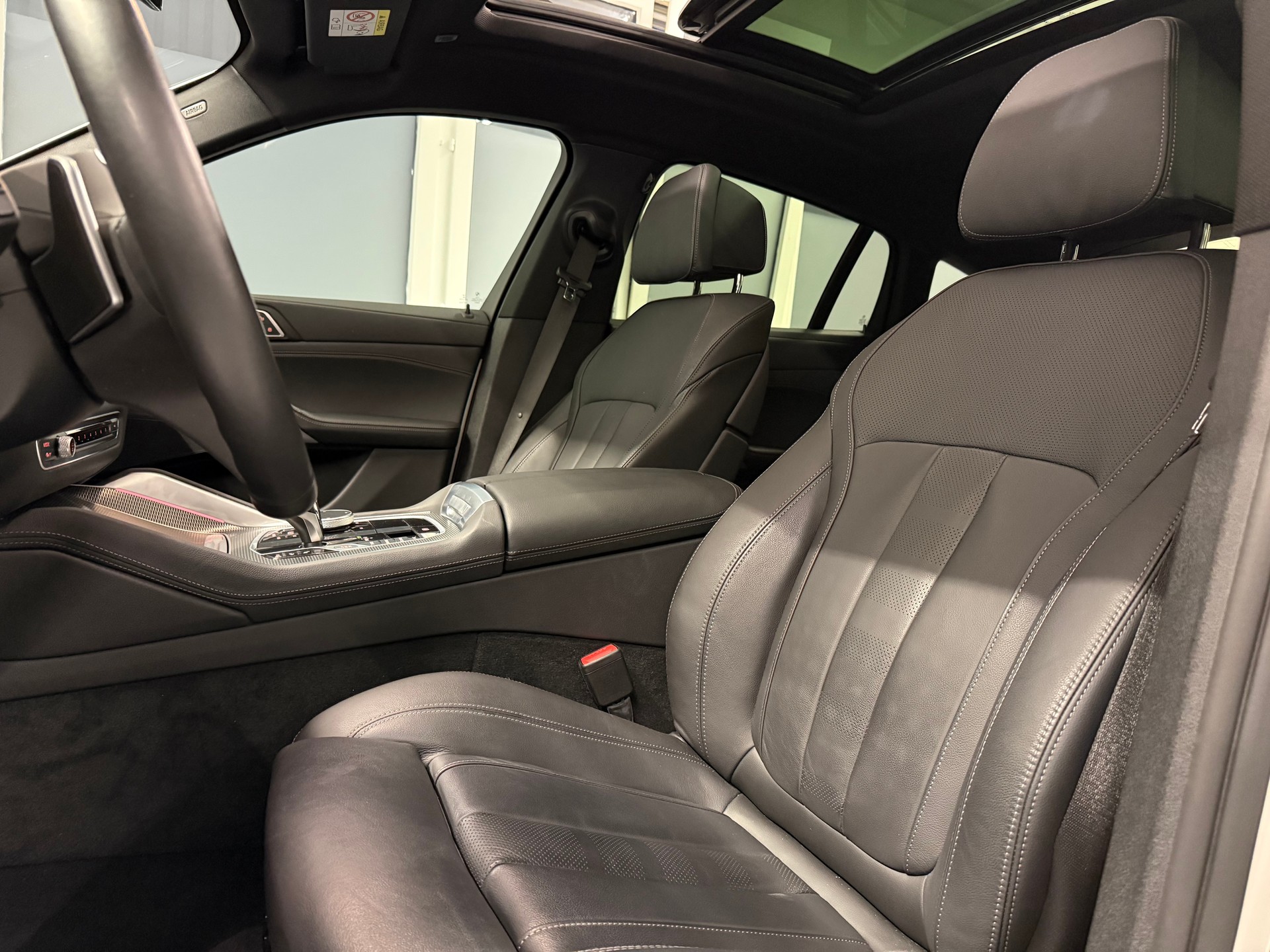 BMW X6 xDrive 48V 30d M Sport Steptronic-image-18