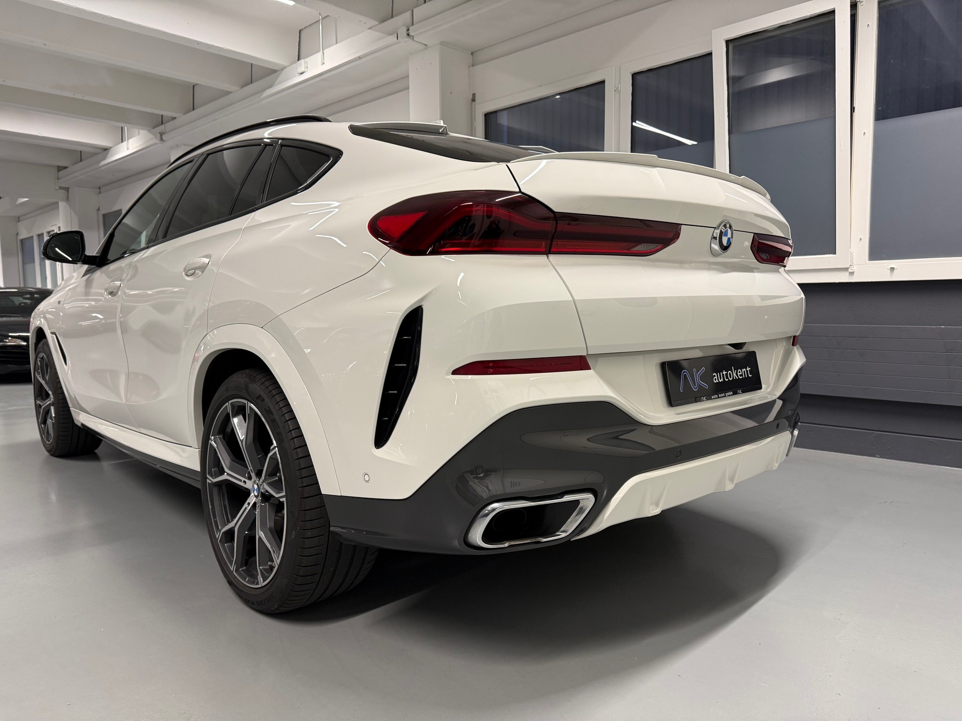BMW X6 xDrive 48V 30d M Sport Steptronic-image-3