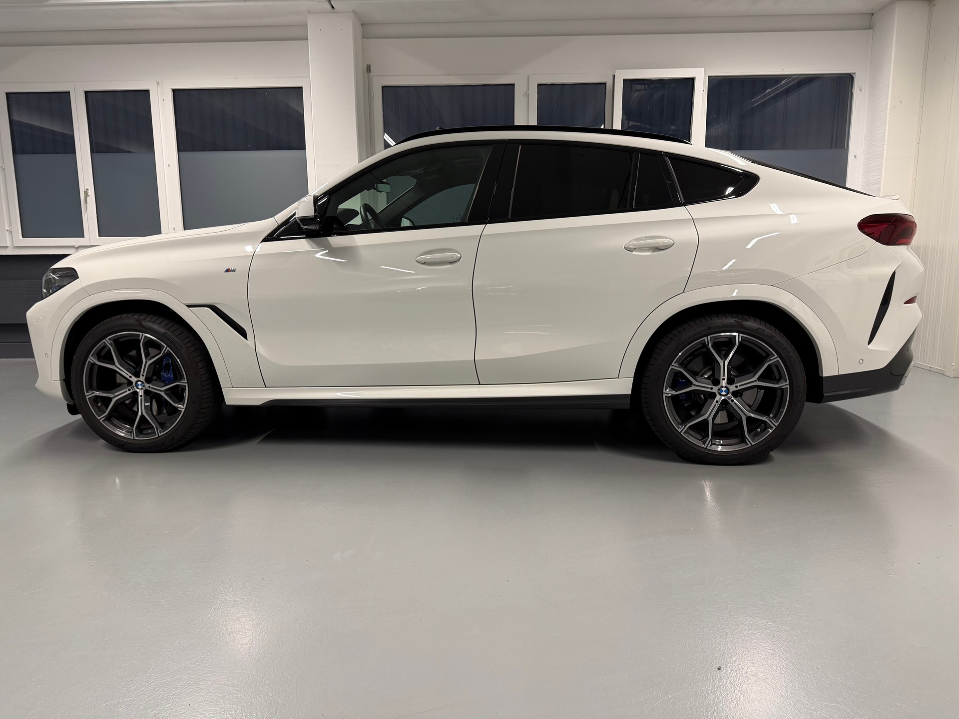 BMW X6 xDrive 48V 30d M Sport Steptronic-image-2