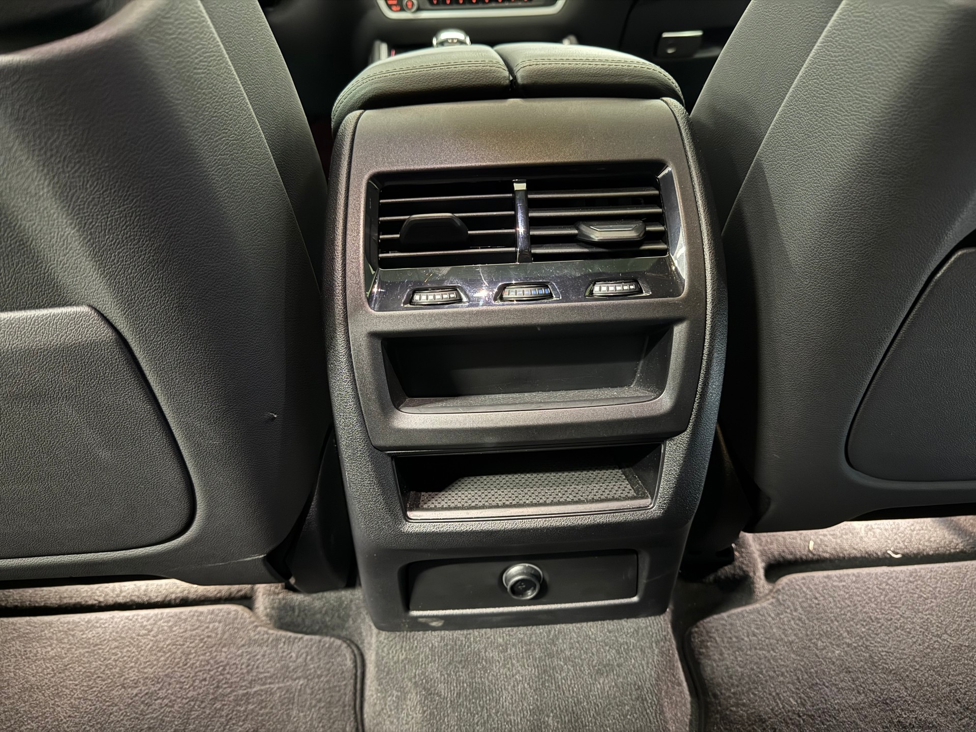 BMW X6 xDrive 48V 30d M Sport Steptronic-image-22