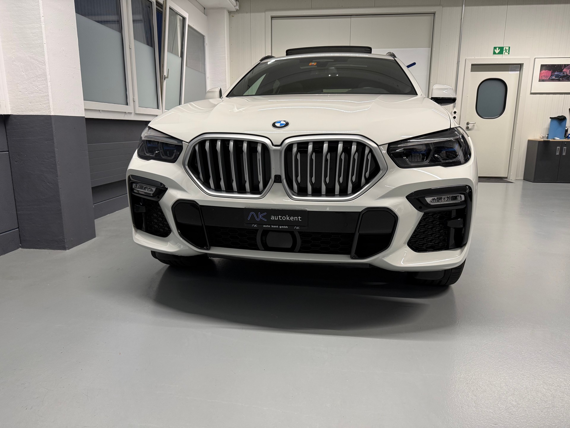 BMW X6 xDrive 48V 30d M Sport Steptronic-image-1