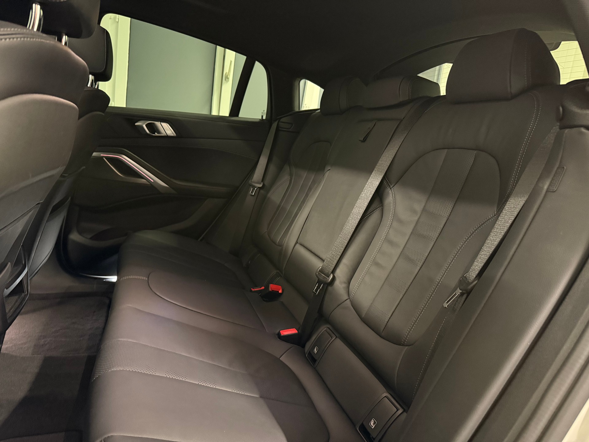 BMW X6 xDrive 48V 30d M Sport Steptronic-image-23