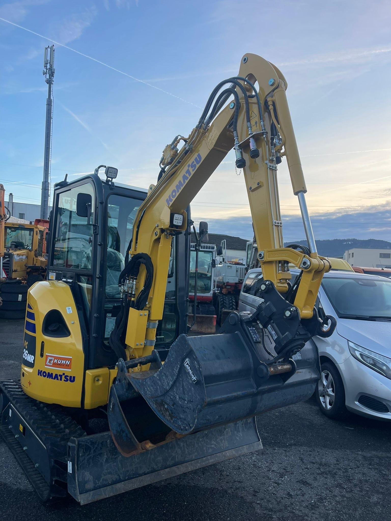 MERCEDES-BENZ KOMATSU PC26MR-image-1