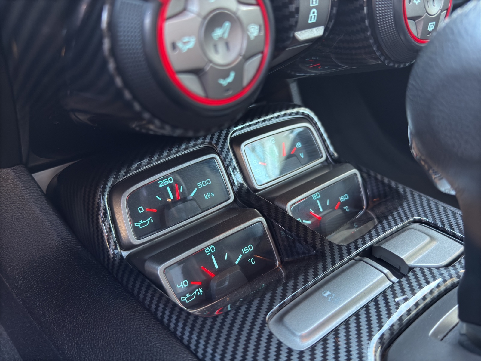 CHEVROLET CAMARO SS-image-12