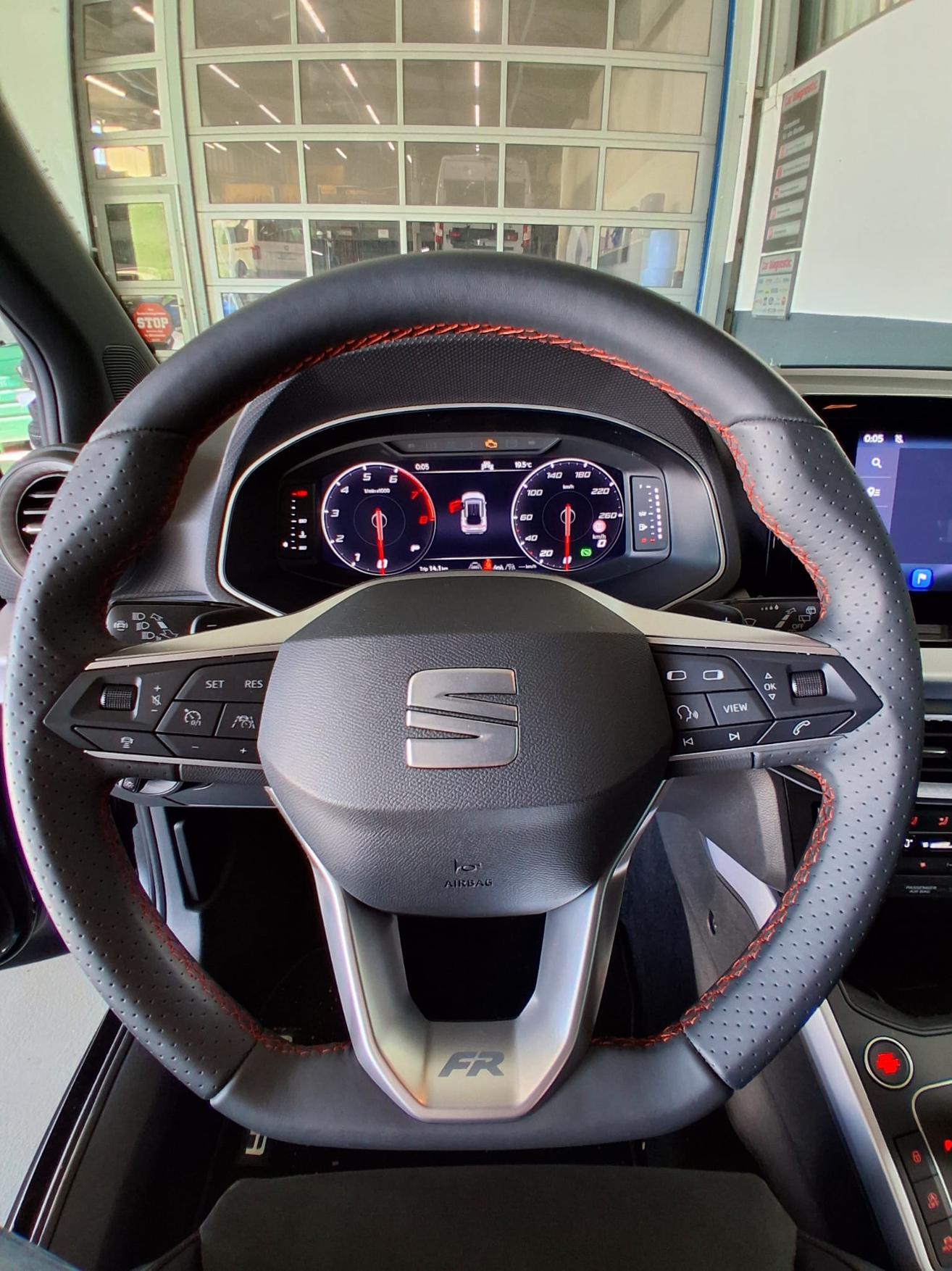 SEAT Arona 1.5 TSI FR DSG-image-8