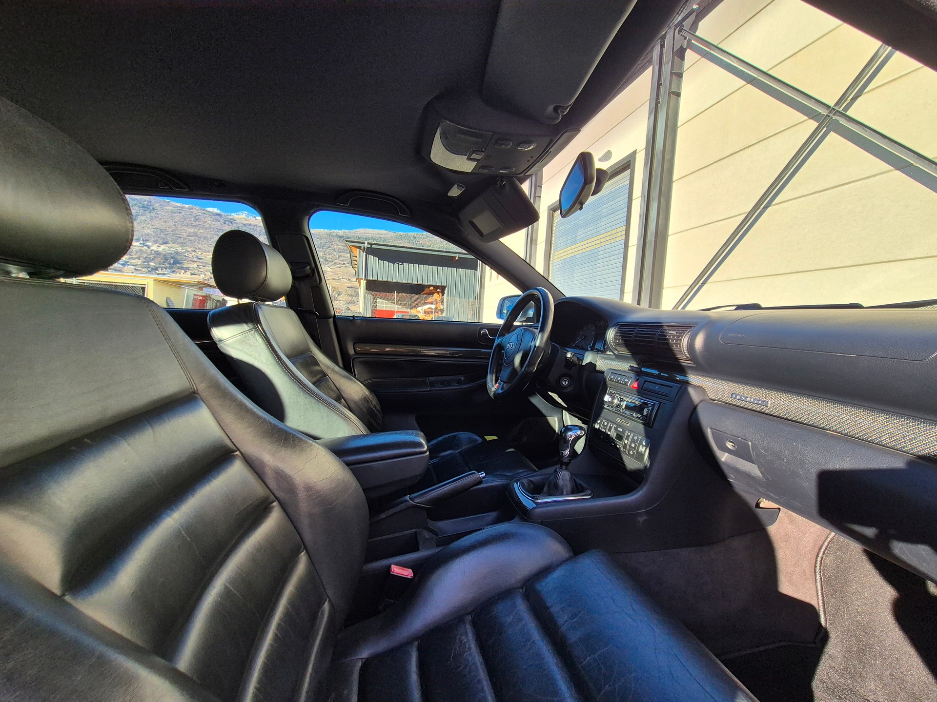 AUDI S4 Avant quattro-image-7