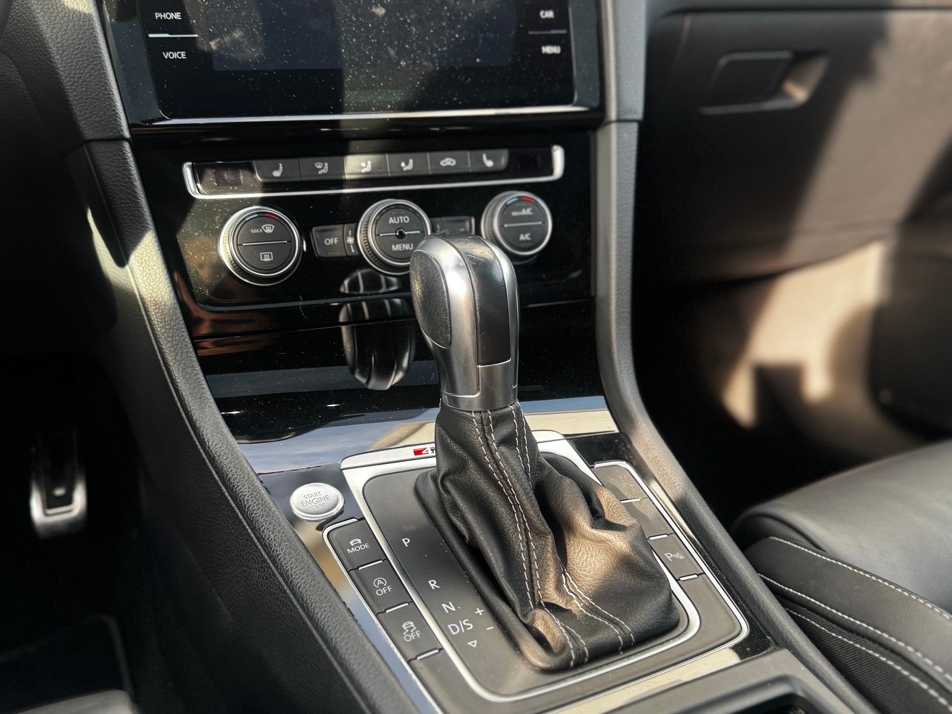 VW VII 2.0 TSI R DSG 4motion-image-14