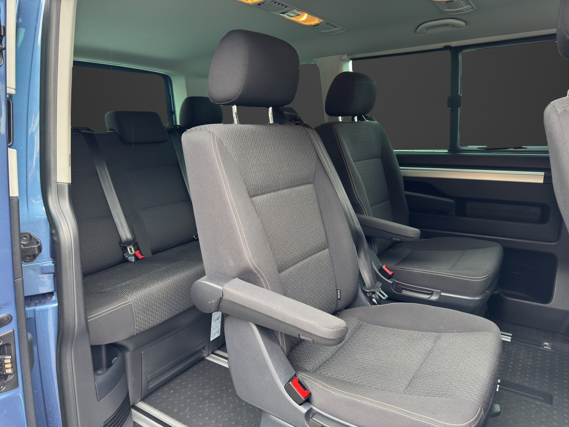 VW T6 Multivan 2.0 TDI Liberty '70J. Bulli' 4Mot DSG-image-14