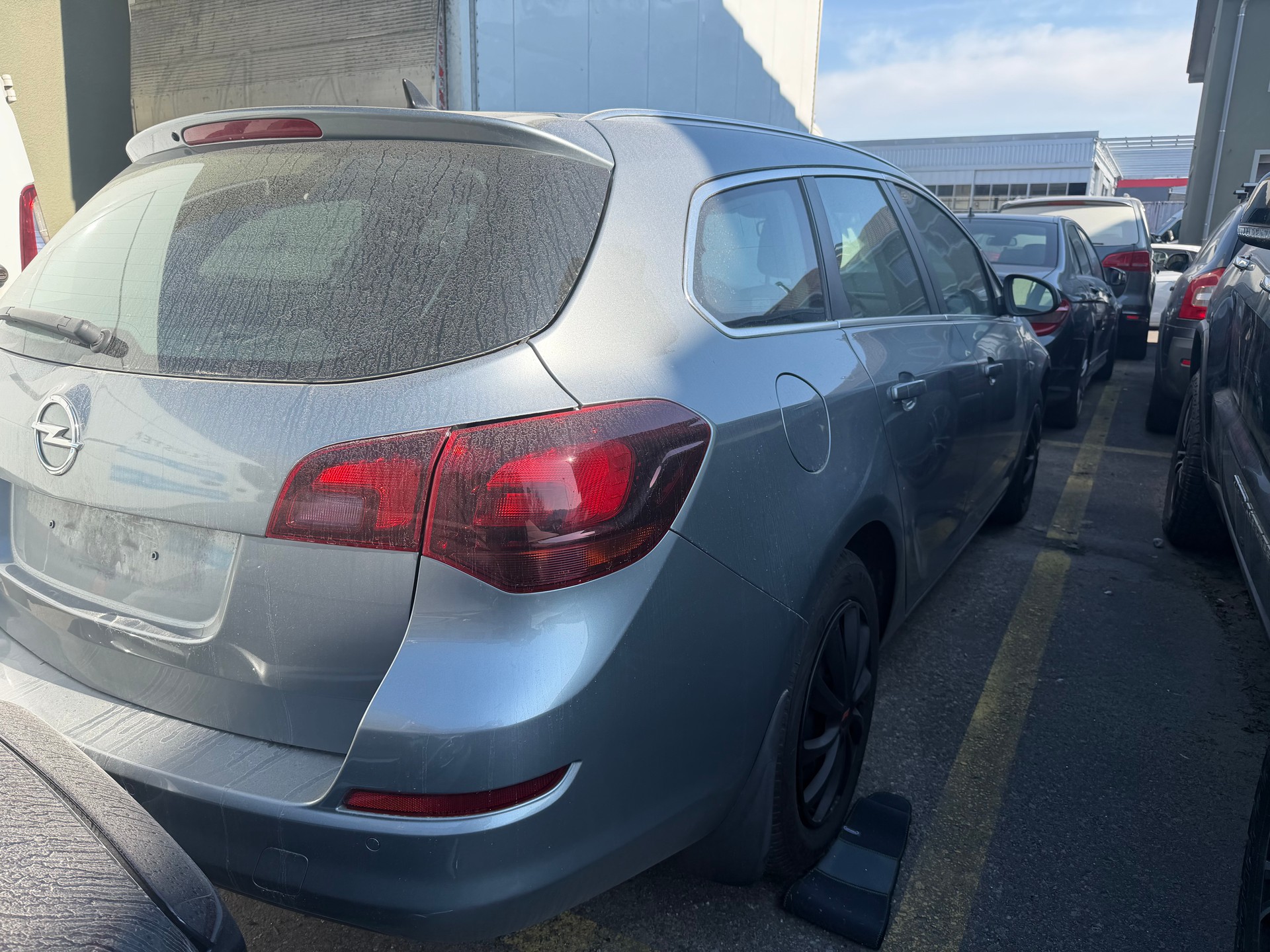 OPEL Astra SportsTourer 1.6i 16V Turbo Cosmo Automatic-image-2