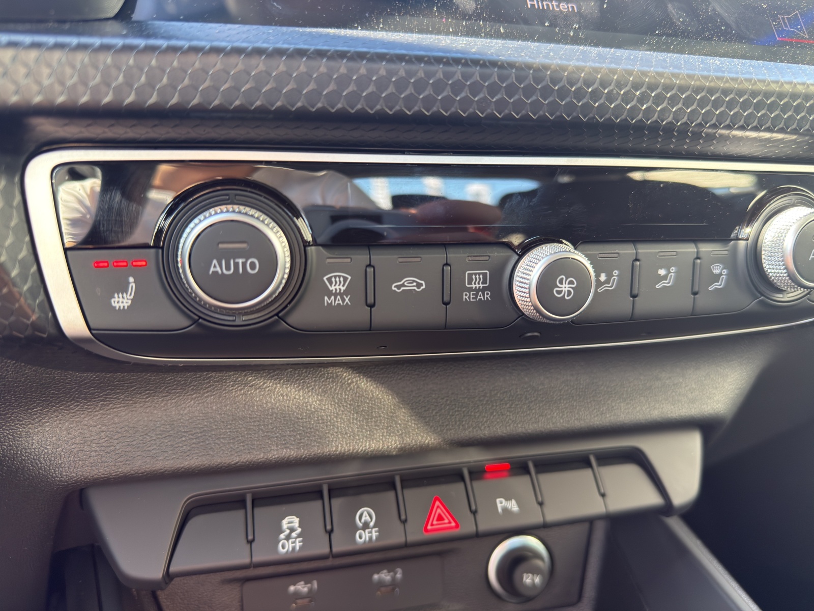 AUDI A1 Sportback 30 TFSI Attraction S-tronic-image-15
