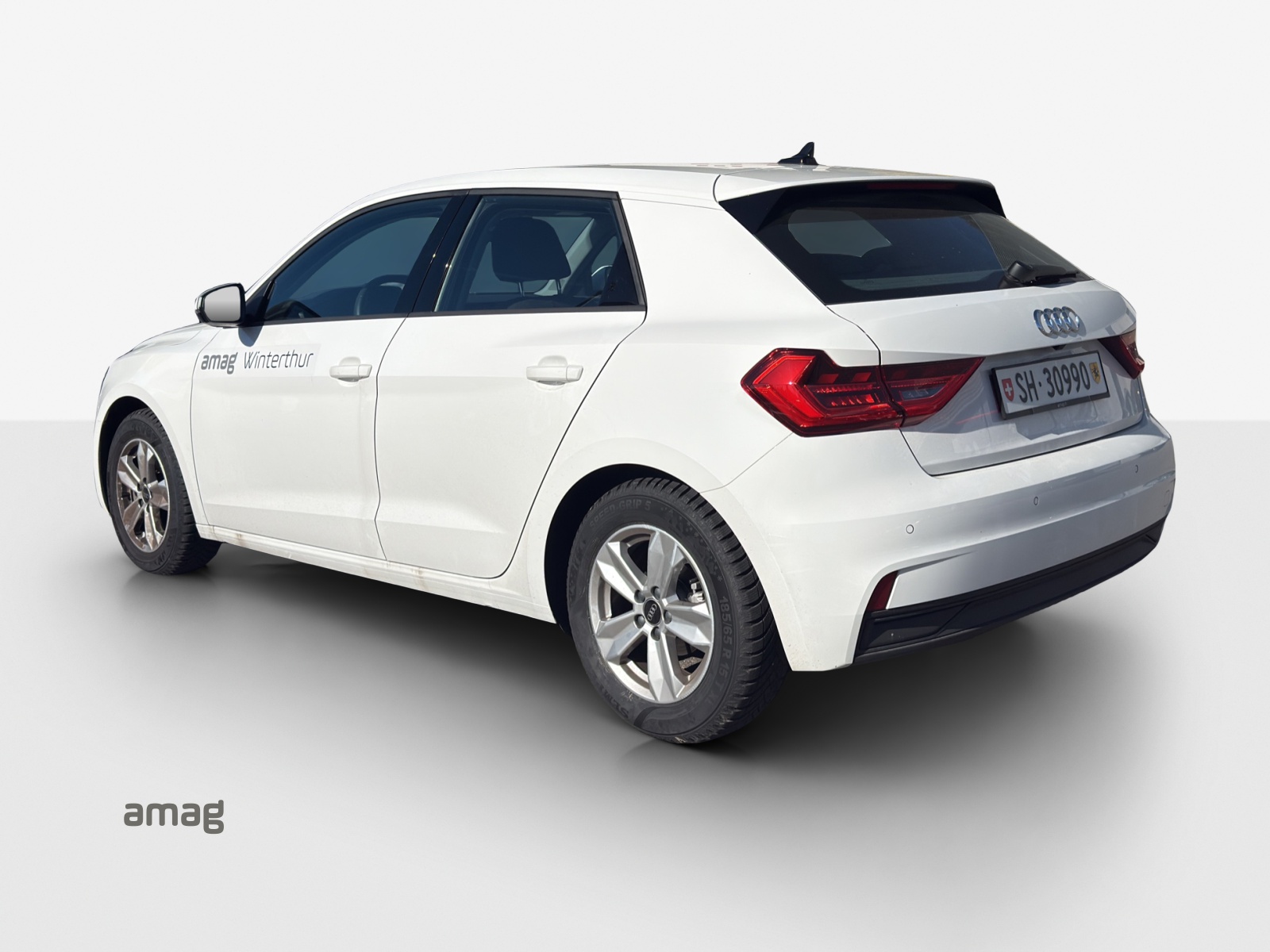 AUDI A1 Sportback 30 TFSI Attraction S-tronic-image-2