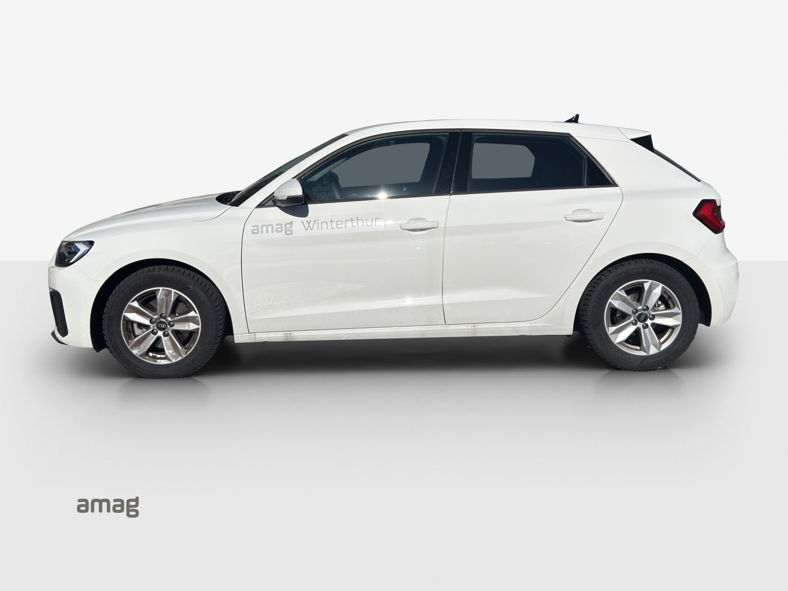 AUDI A1 Sportback 30 TFSI Attraction S-tronic-image-1
