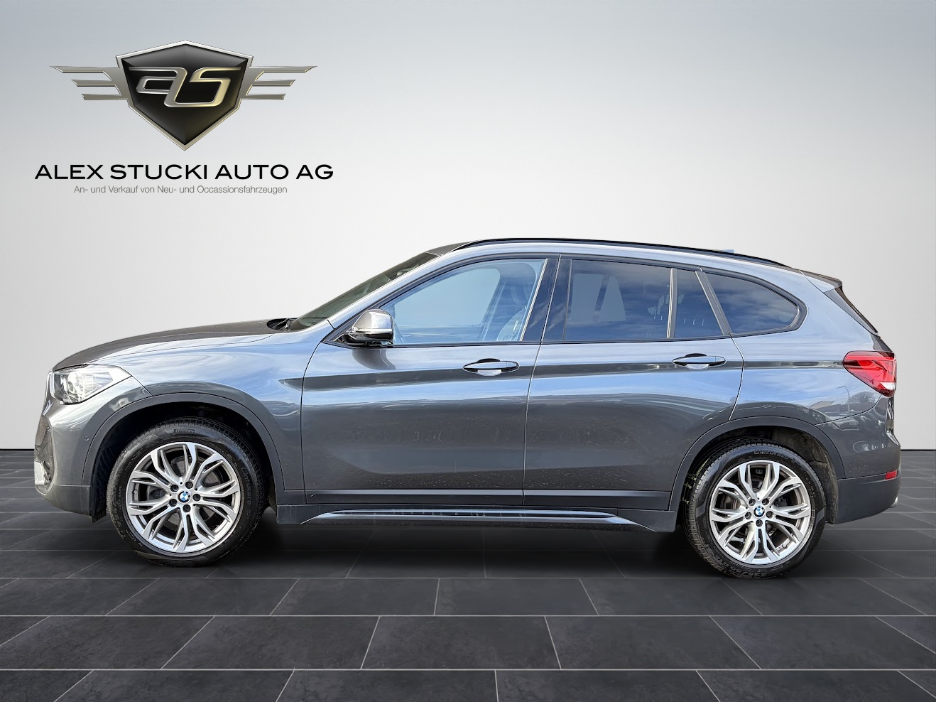 BMW X1 xDrive 18d Sport Line Steptronic-image-4