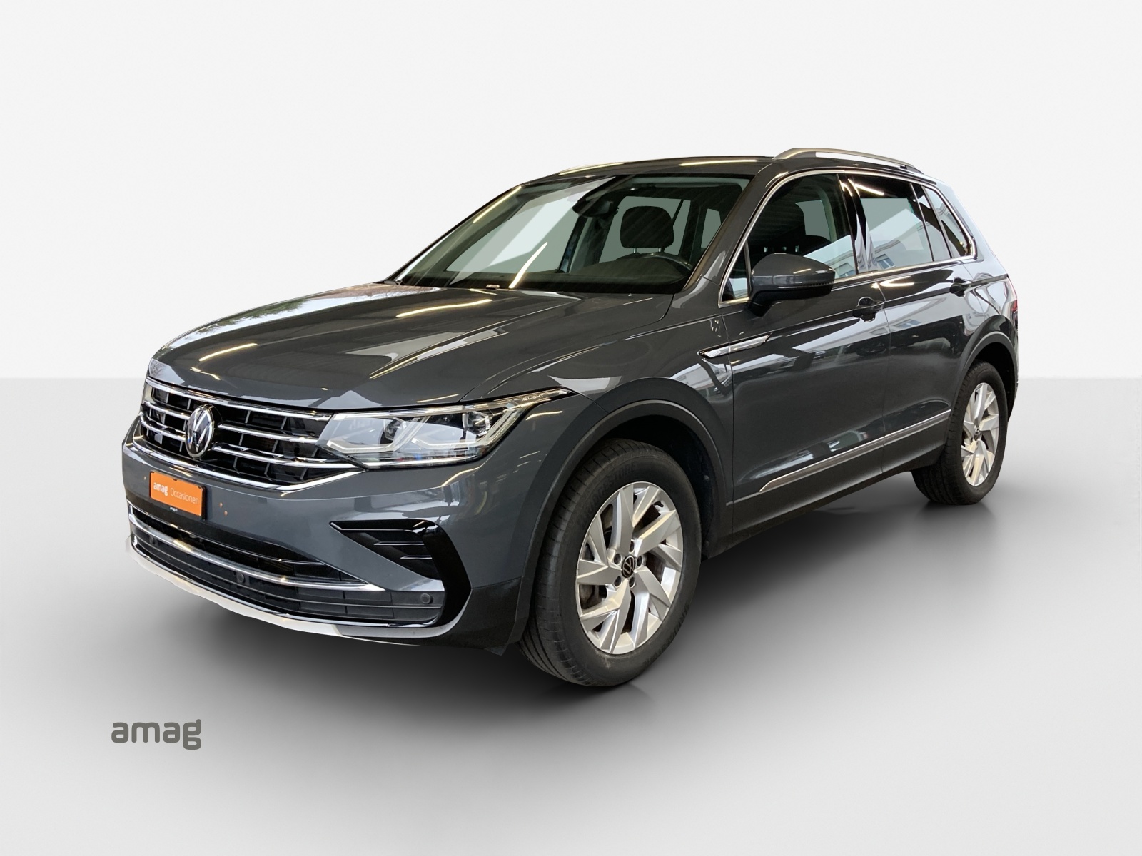 VW Tiguan 2.0 TDI SCR Elegance 4Motion DSG-image-0