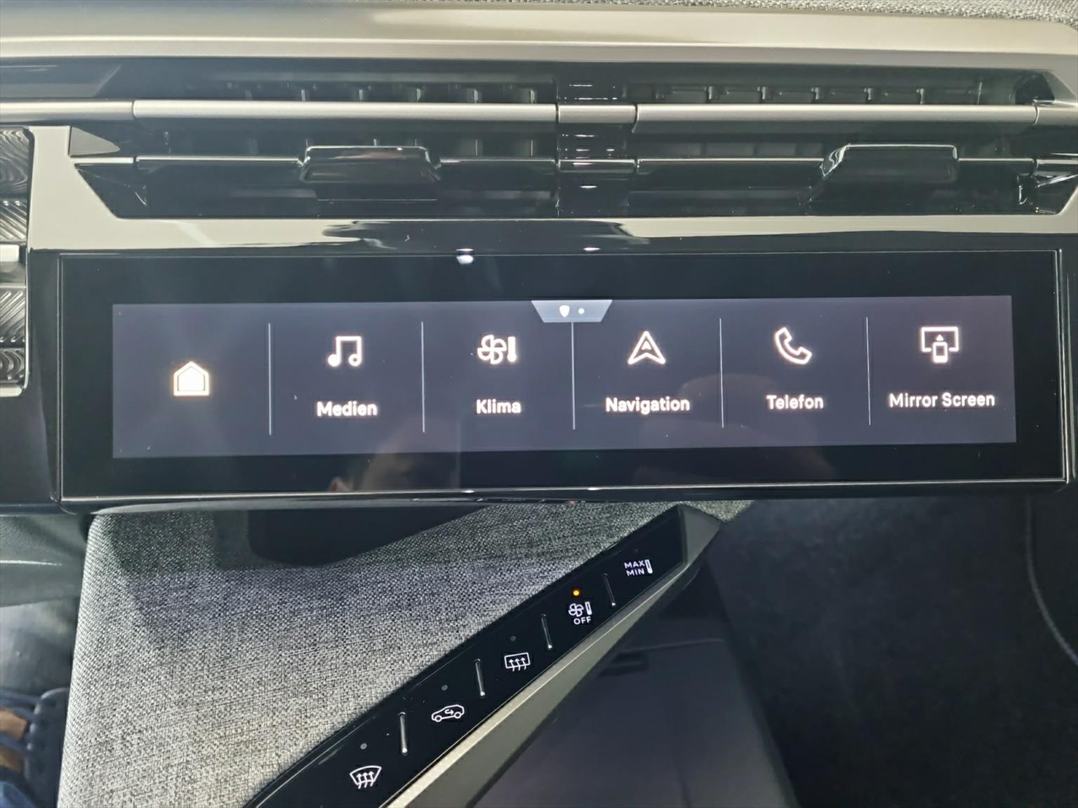 PEUGEOT 5008 145 Hybrid GT 7-Plätzer-image-9