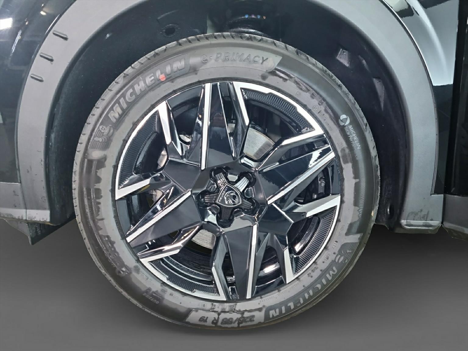PEUGEOT 5008 145 Hybrid GT 7-Plätzer-image-15